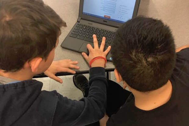New software designed by a VCU School of Education professor assists K-12 students with their writing. The software, called RoboCogger, lets students set writing goals, track their progress and work through confidence problems. (Courtesy photo)