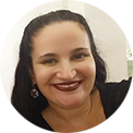 Headshot of Dr. Luciana C. de Oliveira